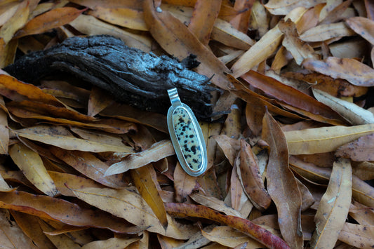 Speckled Path Pendant